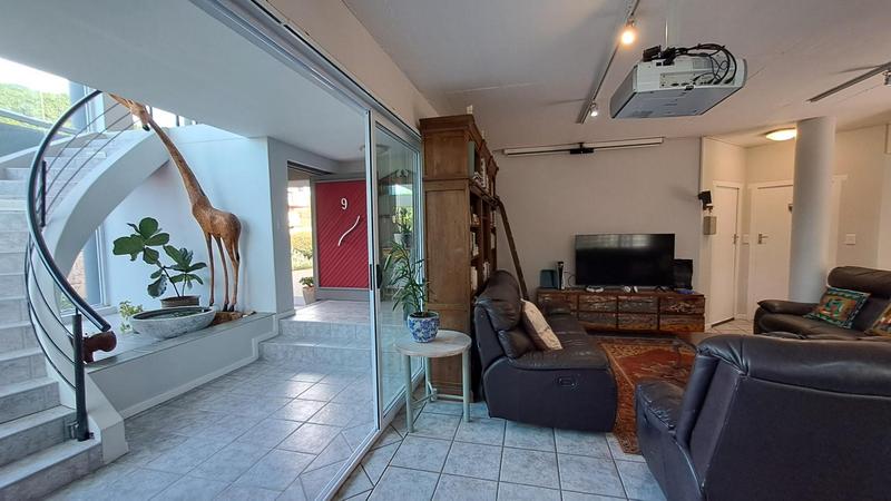 5 Bedroom Property for Sale in Stilbaai Wes Western Cape